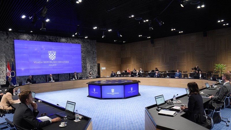 Sjednica Vlade: Suglasnost za europska sredstva namijenjena pomoćnicima u nastavi 